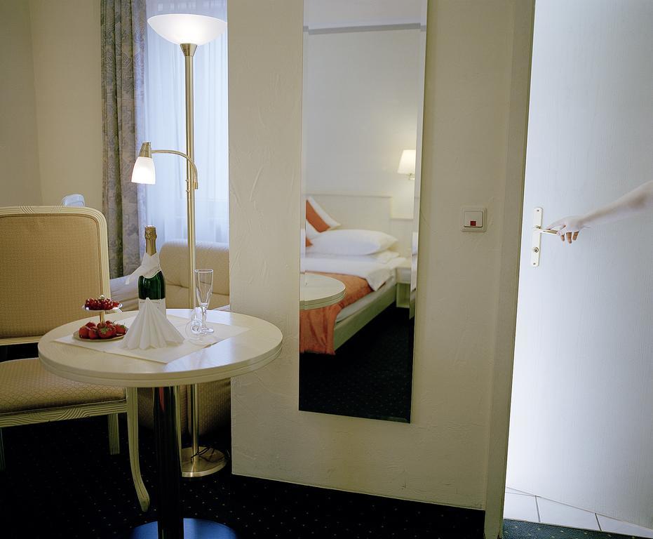 Hotel Dalberg Aschaffenburg Pokoj fotografie